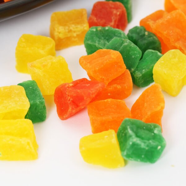 Diced papaya, diced fruit, mixed color diced fruit, fruit snacks, healthy snacks, food production,